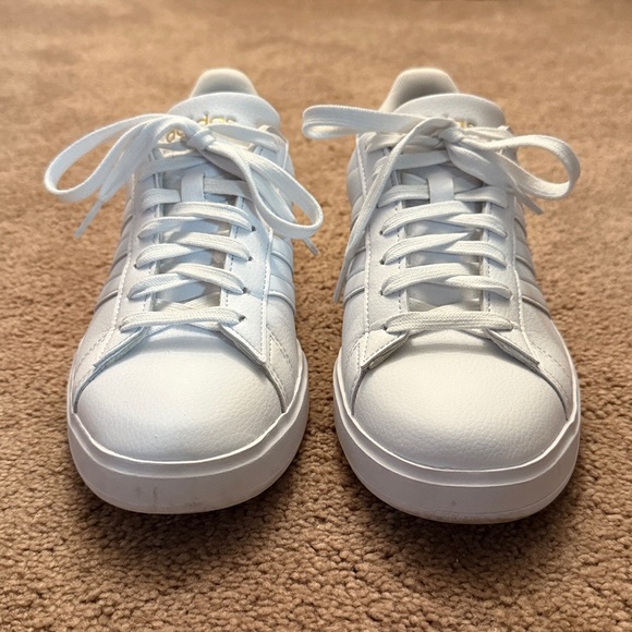 Adidas Women’s Grand Court 2.0 white Sneakers Size 7 - Picture 2 of 11